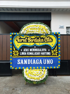 Papan Bunga Duka di Sekarwangi